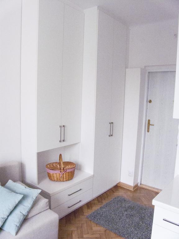 Studio In Heart Of Varşovia Exterior foto